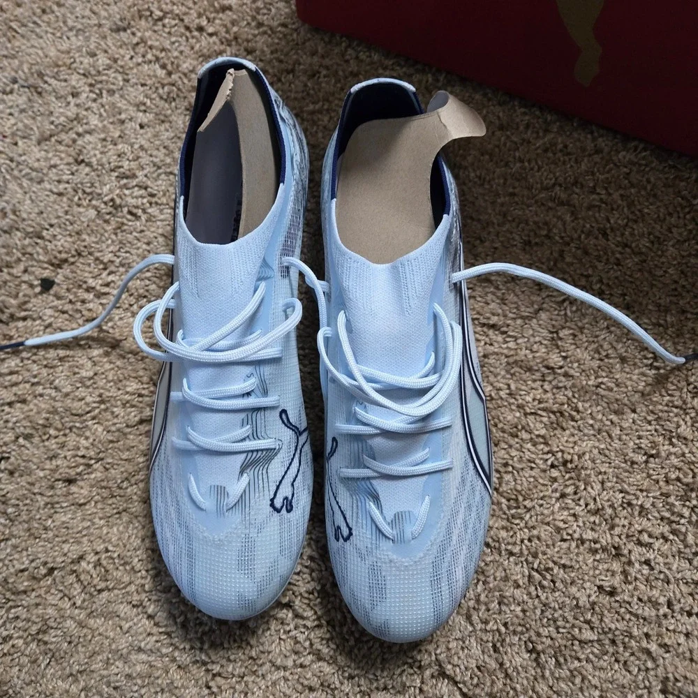 Puma Ultra 5 Pro FG/AG Men 10.5 Icy Blue new in box Soccer Cleats 108697-03